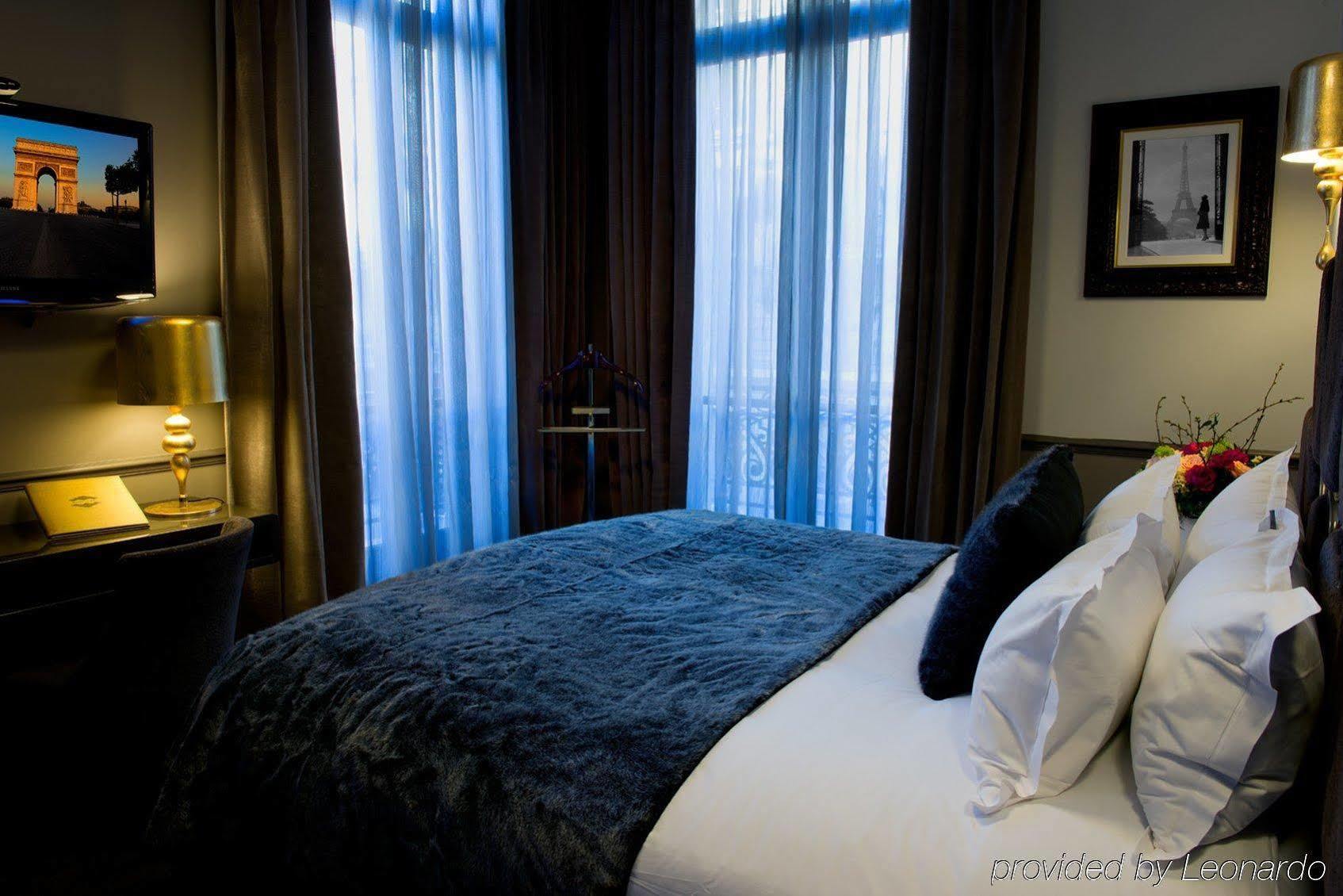 Lumen Louvre Hotel 4*