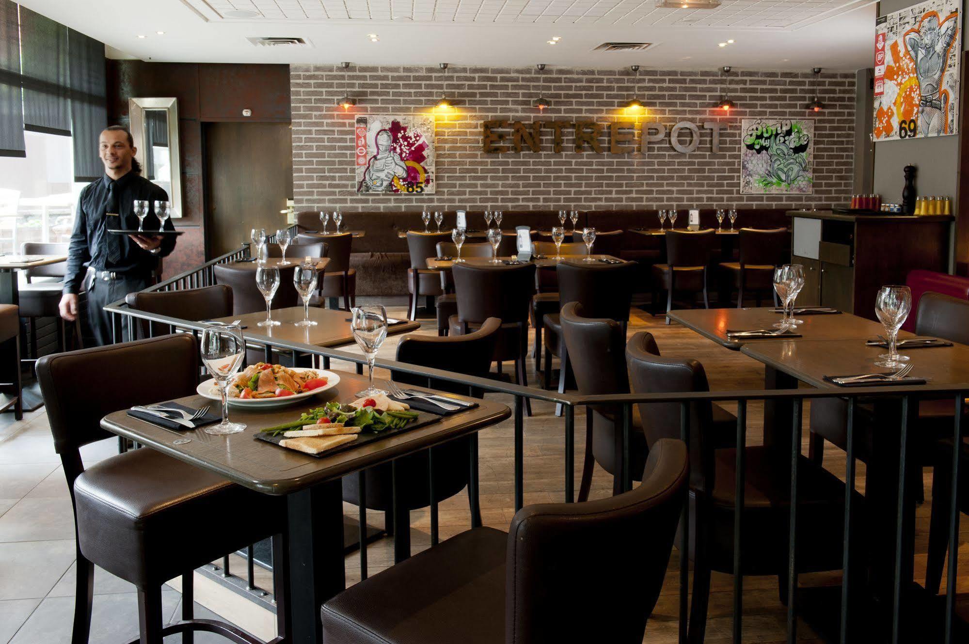 Mercure 19 Philharmonie La 4*