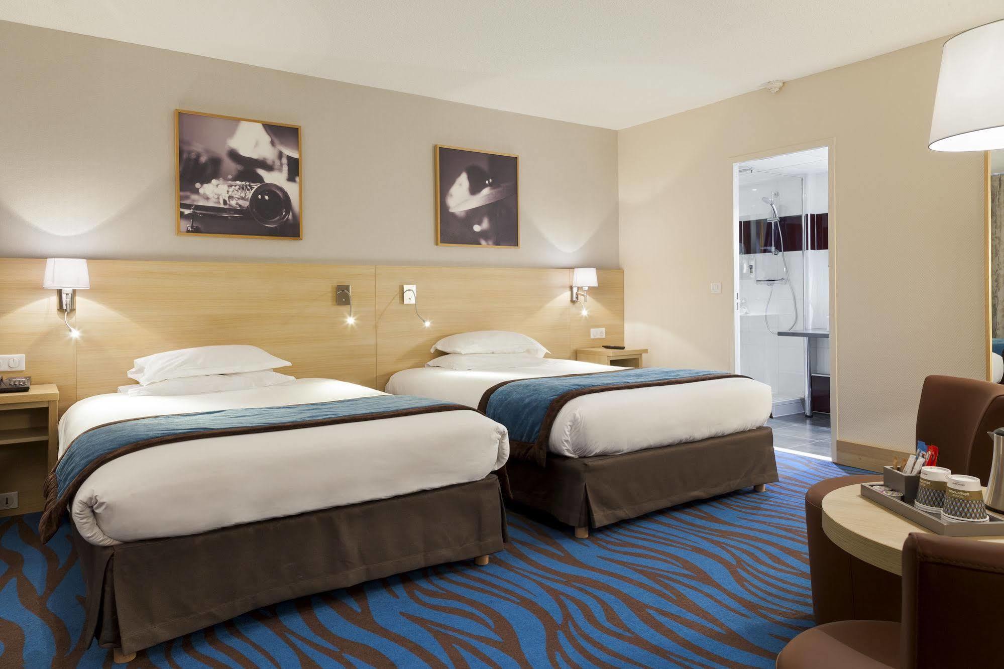 Mercure 19 Philharmonie La 4*