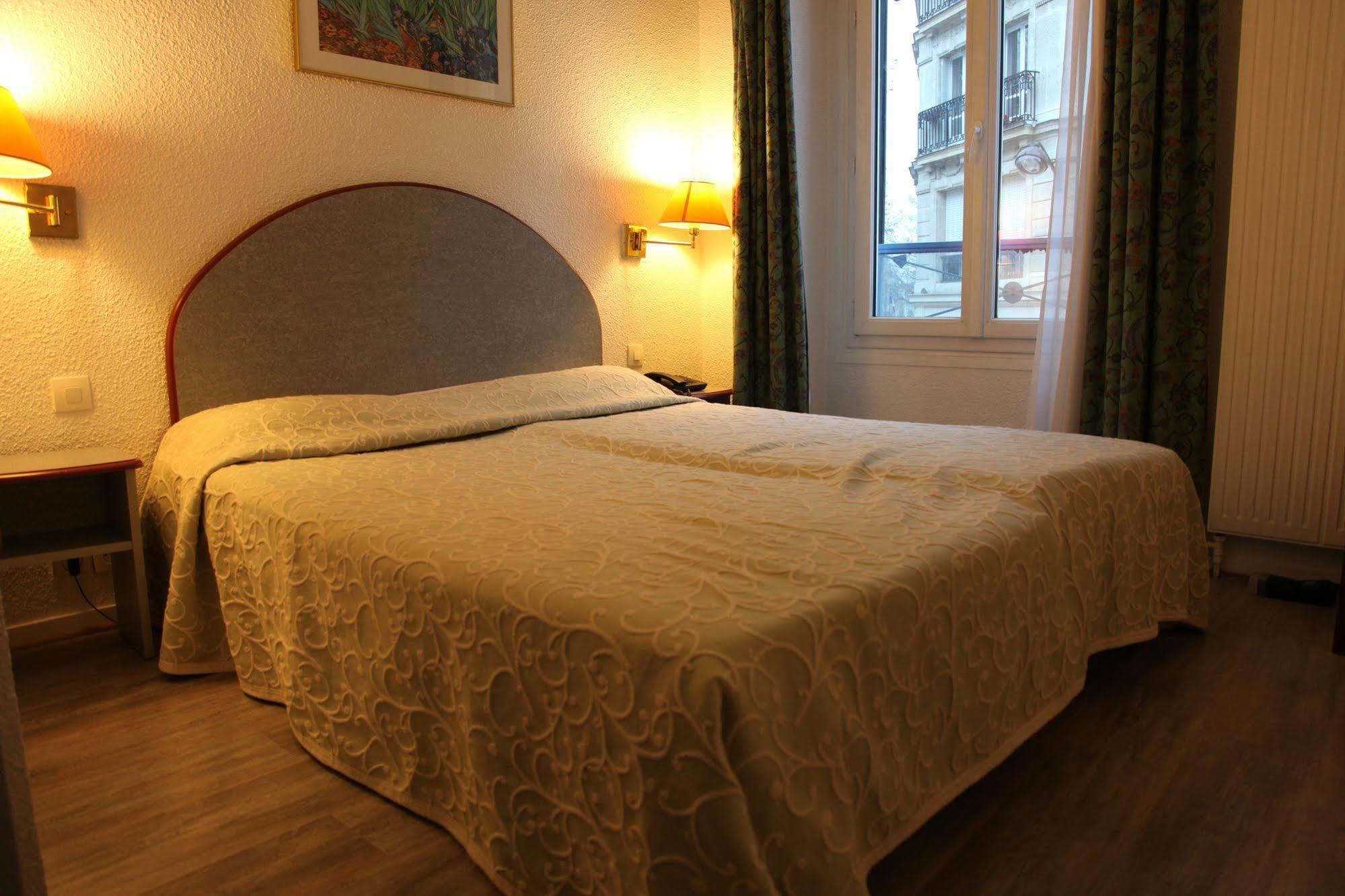 Royal Bastille 2*