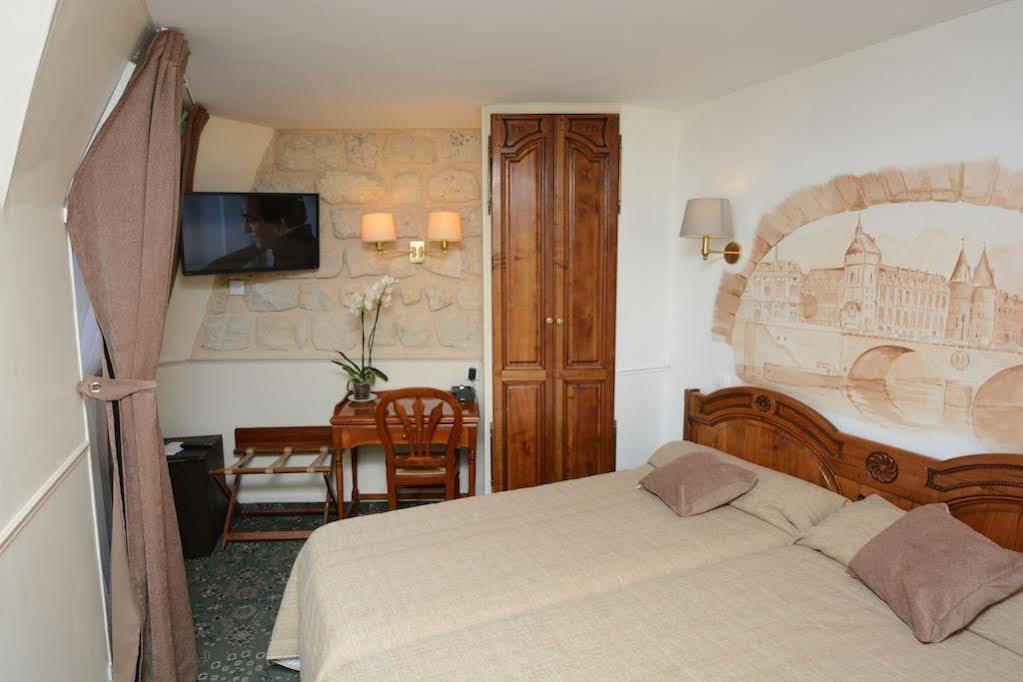 Familia Hotel