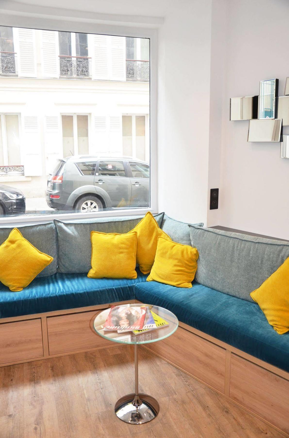 Arc De Triomphe Hotel