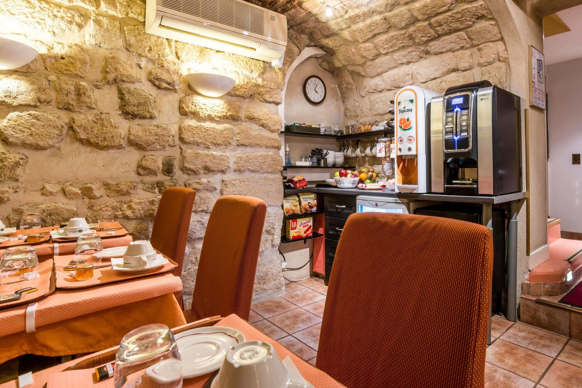 Hotel Austin's Saint Lazare