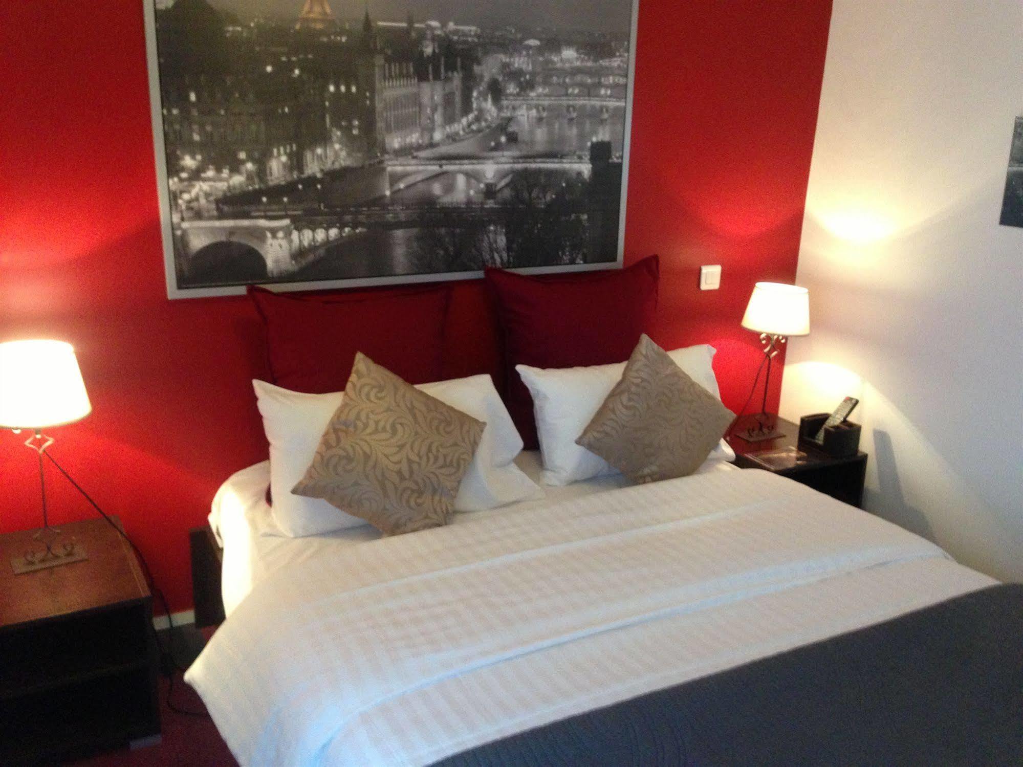 Clairefontaine Hotel 3*