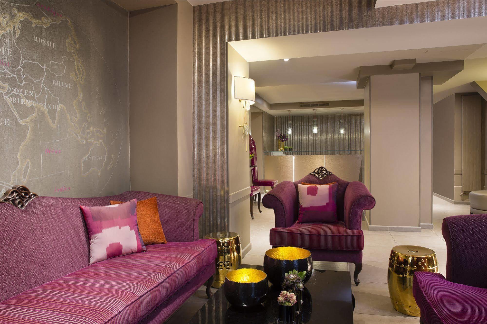 Mondial Hotel Paris