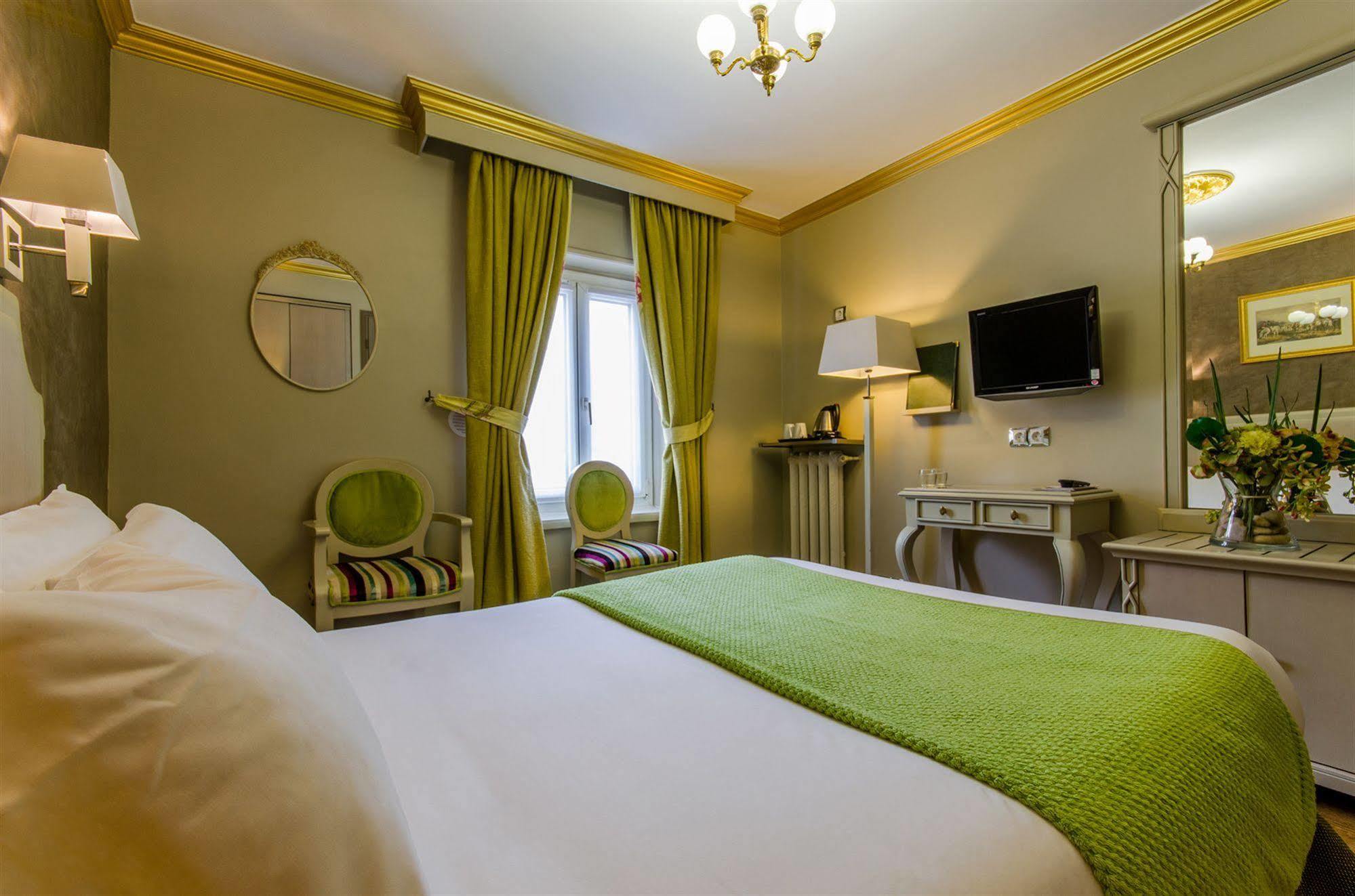 Veryste & 4* Paris