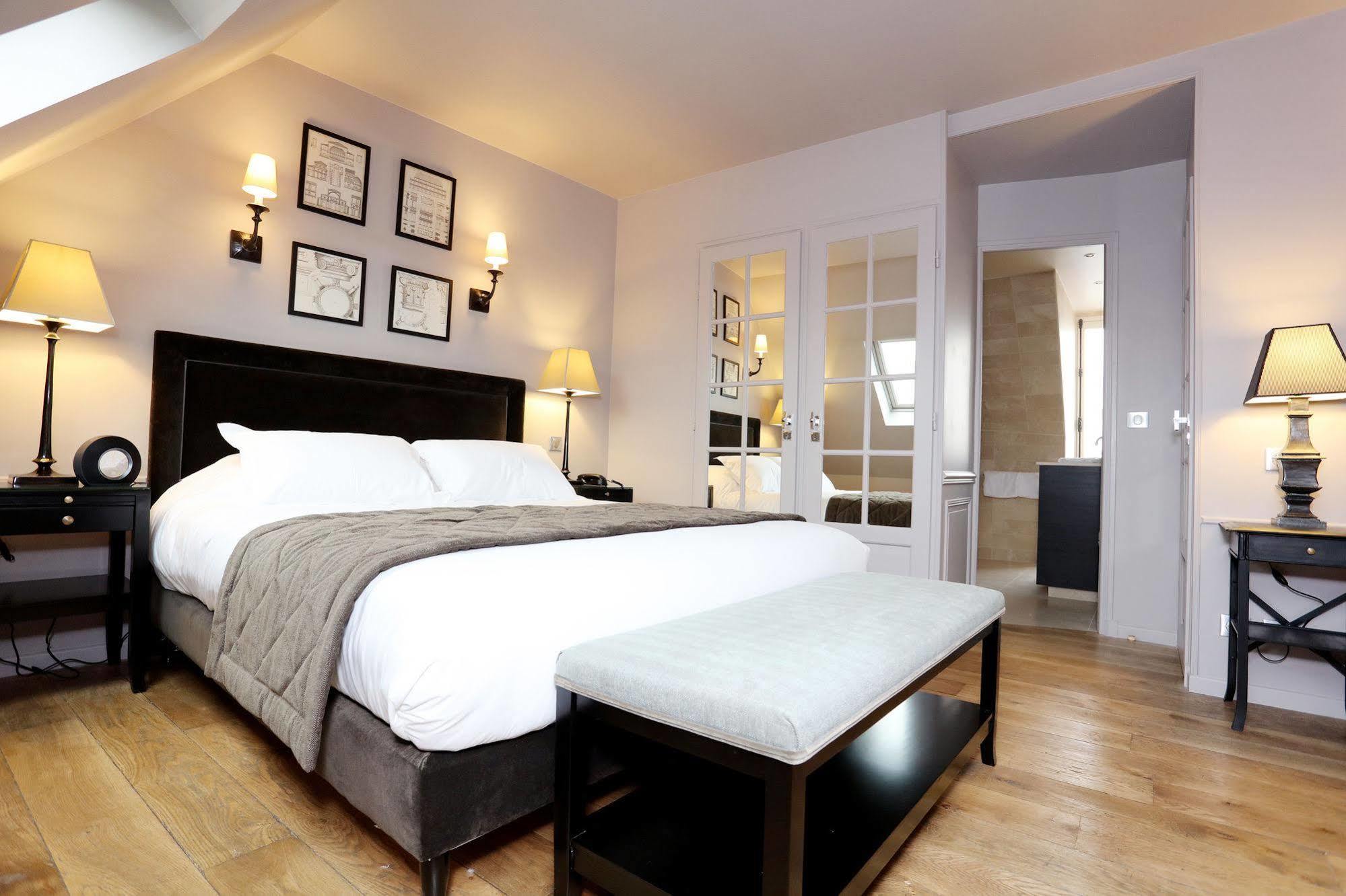 Hotel Saint-Louis Pigalle Hotel Paris