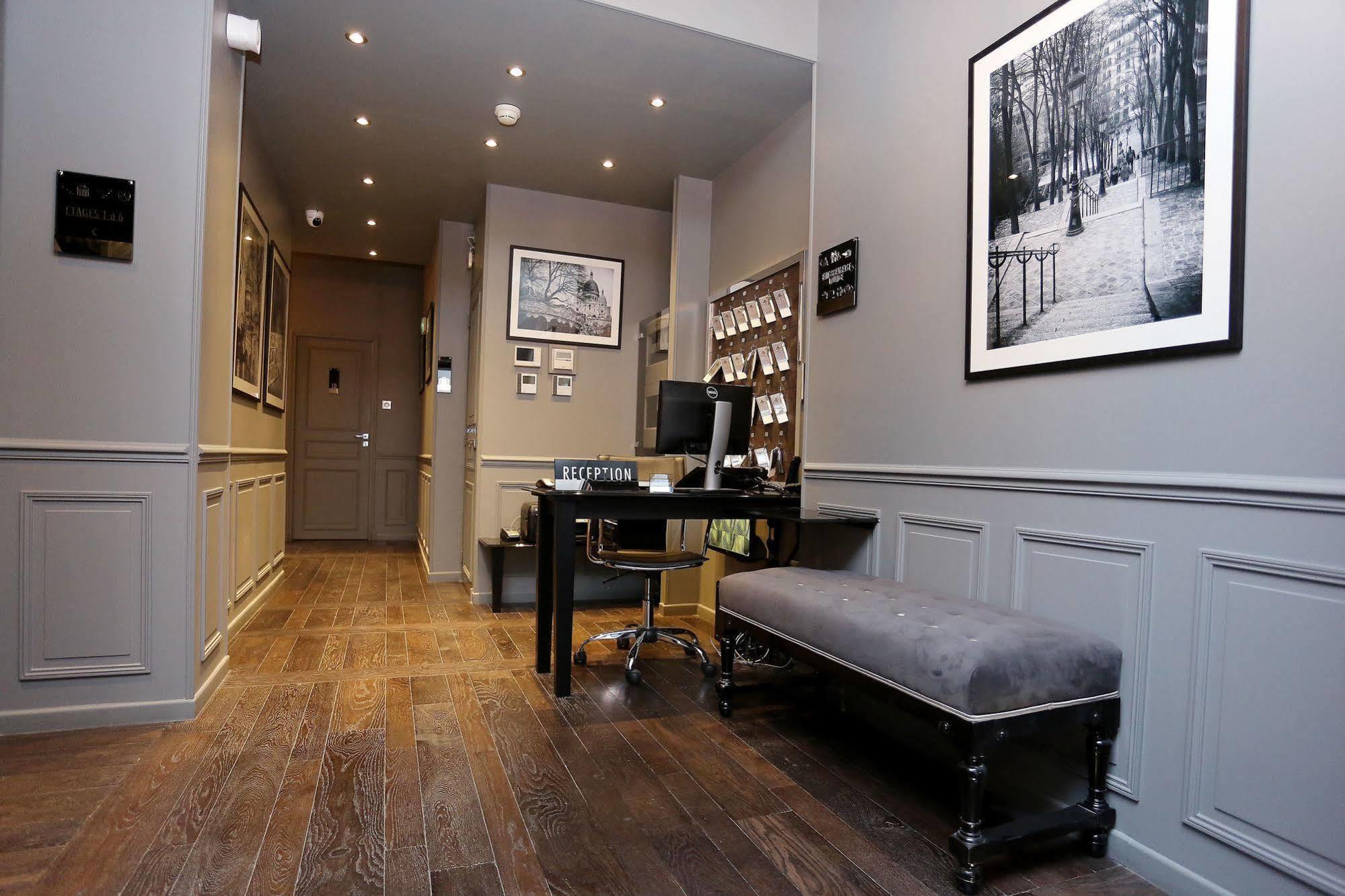 Saint-louis Pigalle Paris