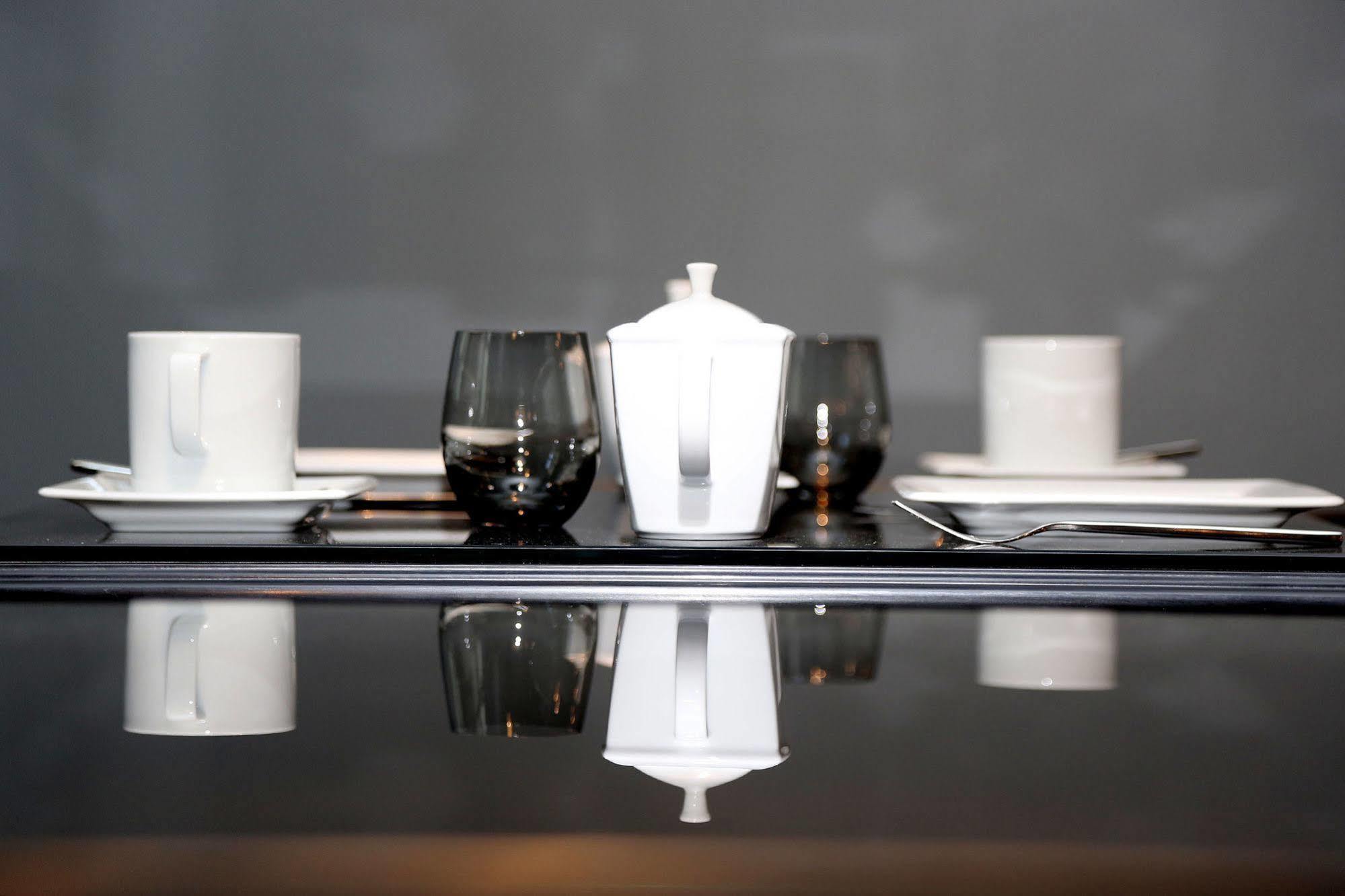 Hotel Saint-Louis Pigalle Hotel