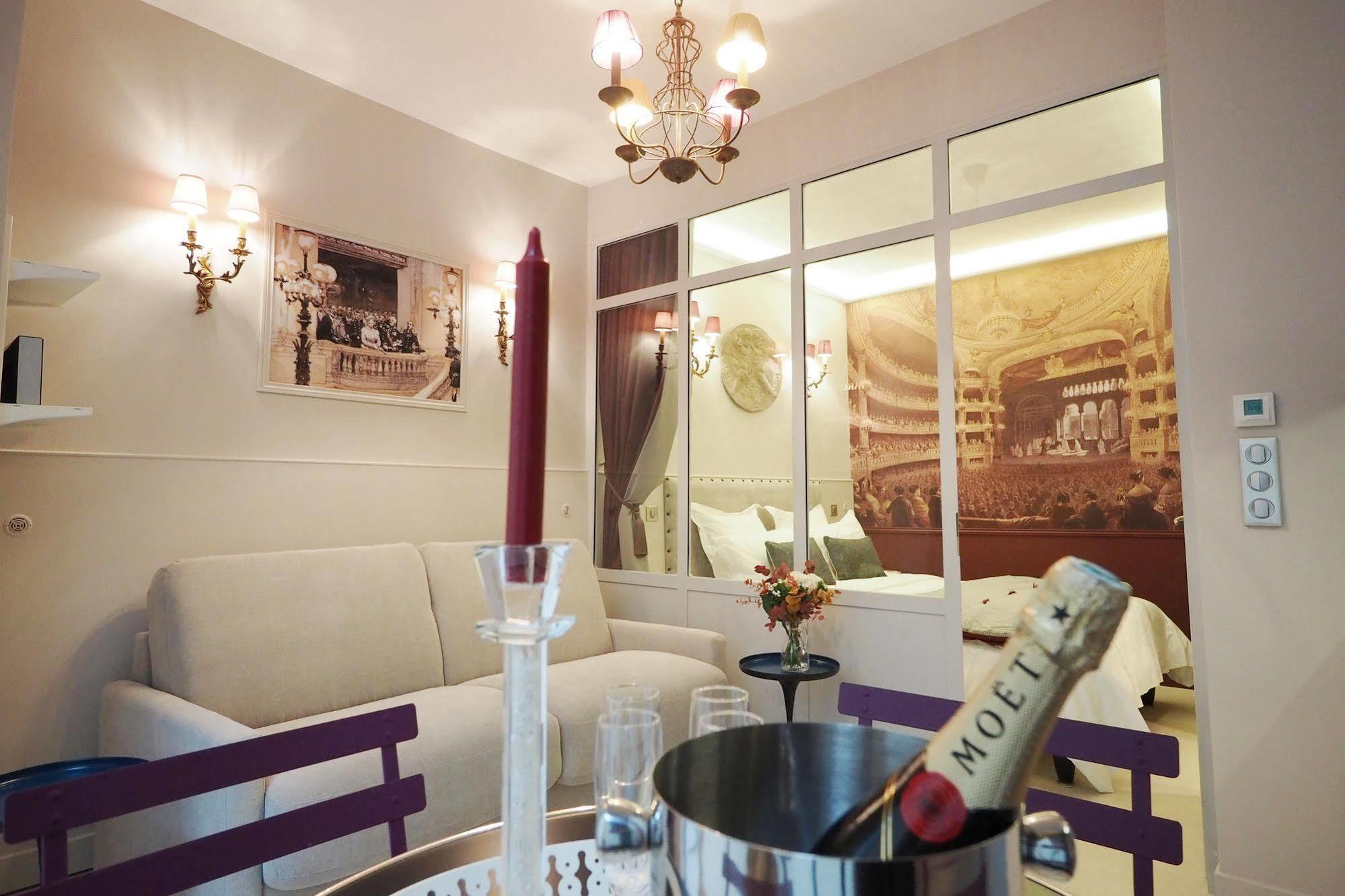 Apartment Palais Royal Chicsuites