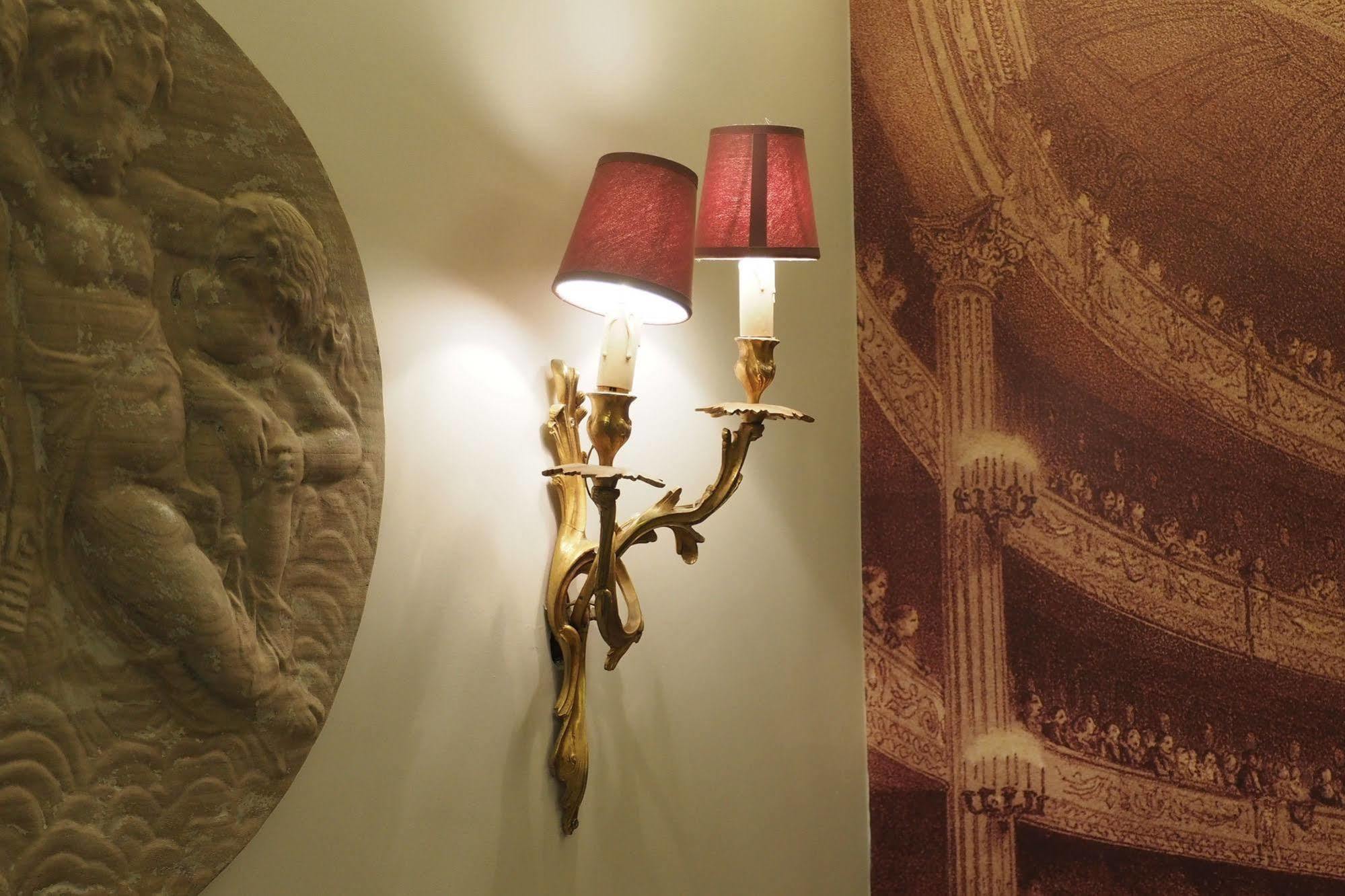 Apartment Palais Royal Chicsuites Paris