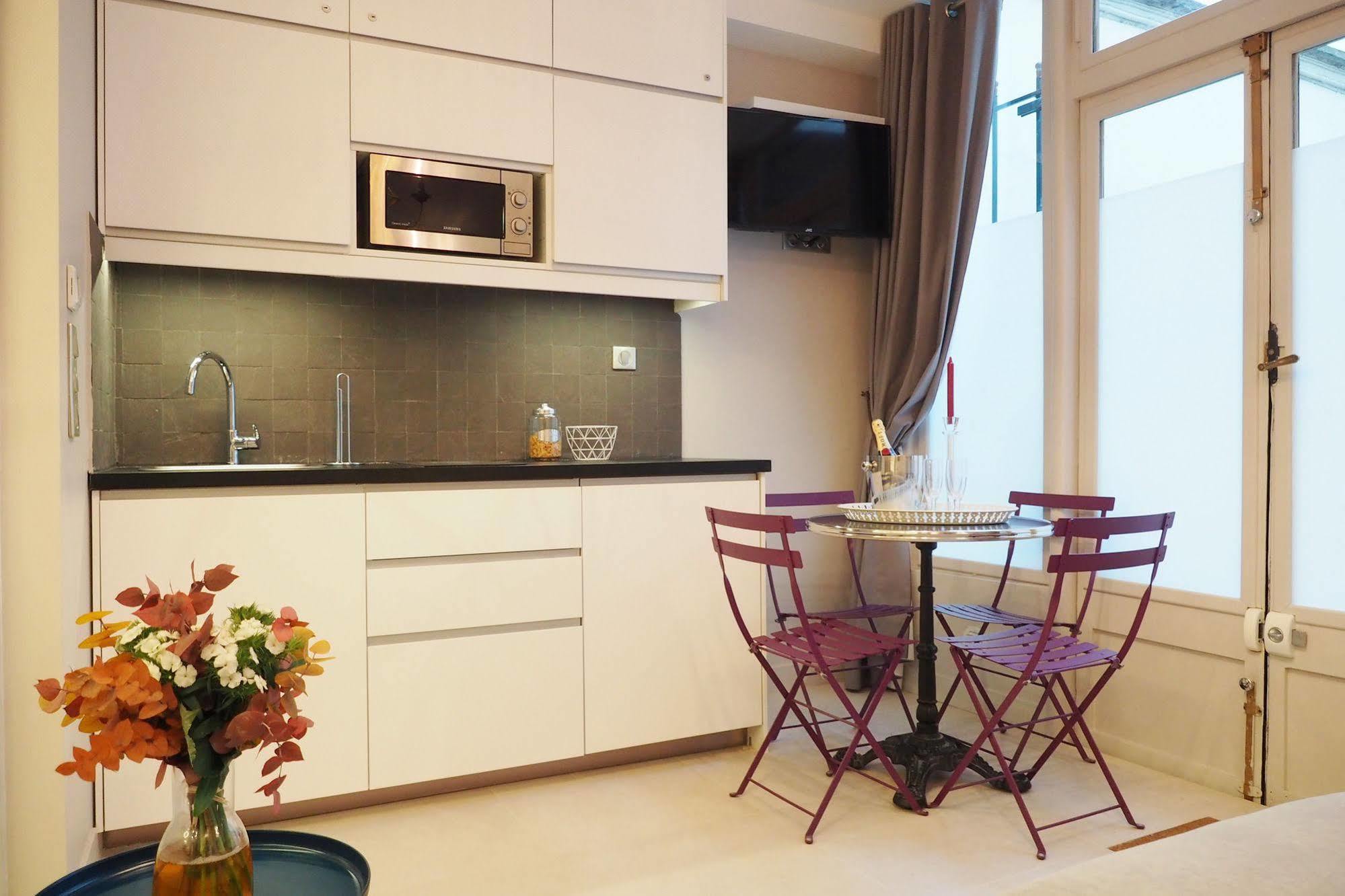 Apartment Palais Royal Chicsuites Paris