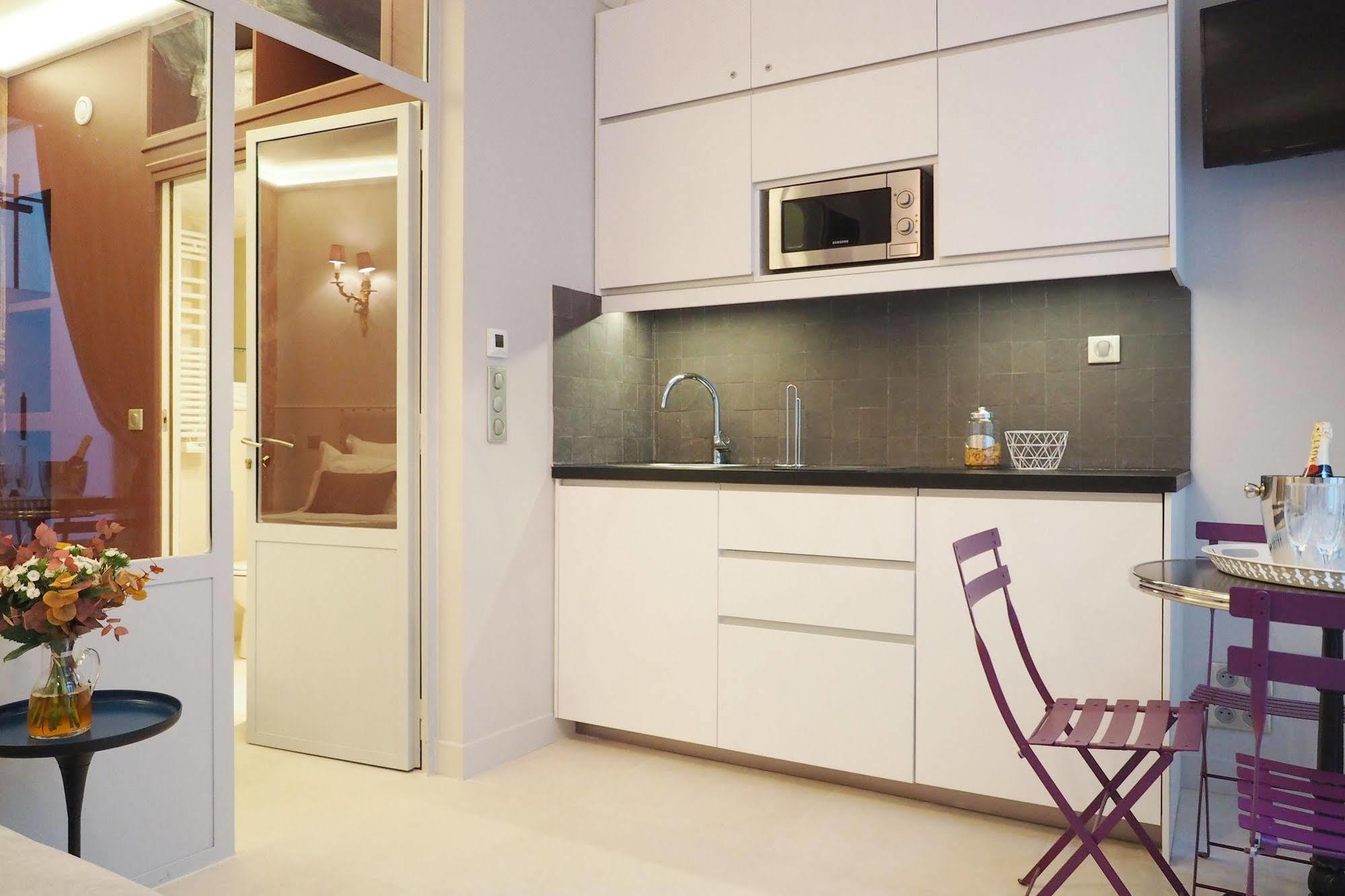 Apartment Palais Royal Chicsuites Paris