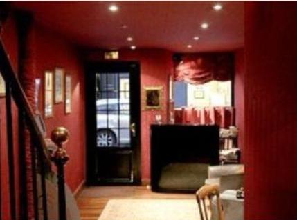 Hotel De Beaune 2*