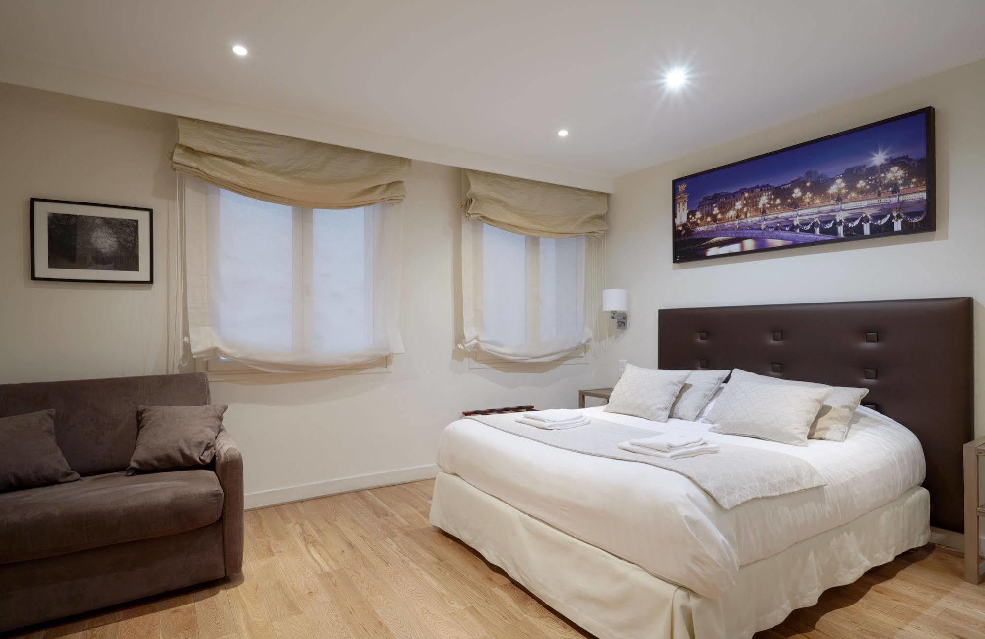 Apartment Du Louvre St Honore Paris