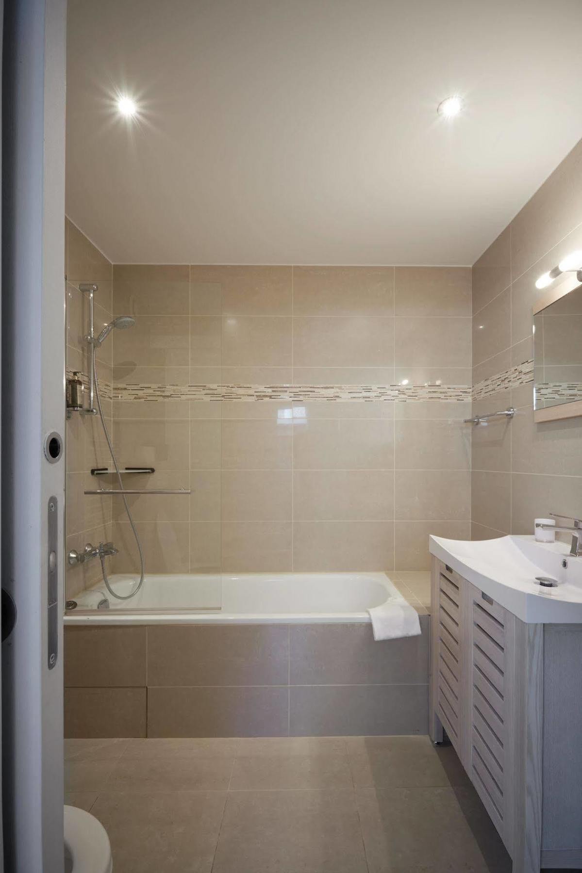 Apartment Du Louvre St Honore