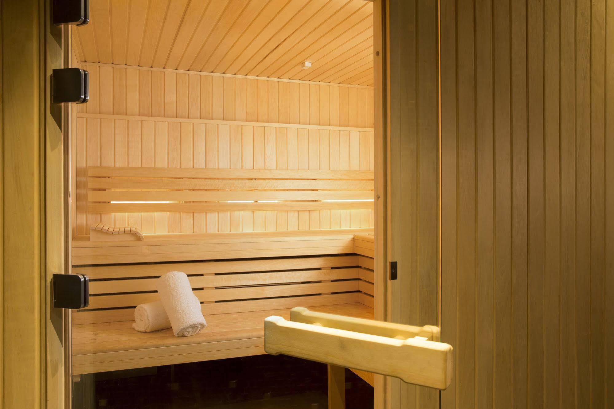 Le Tsuba Hotel Paris