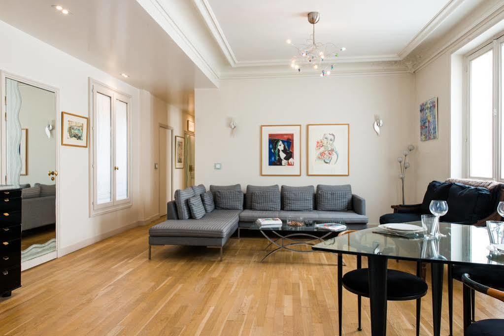 Family Elysees Appartement