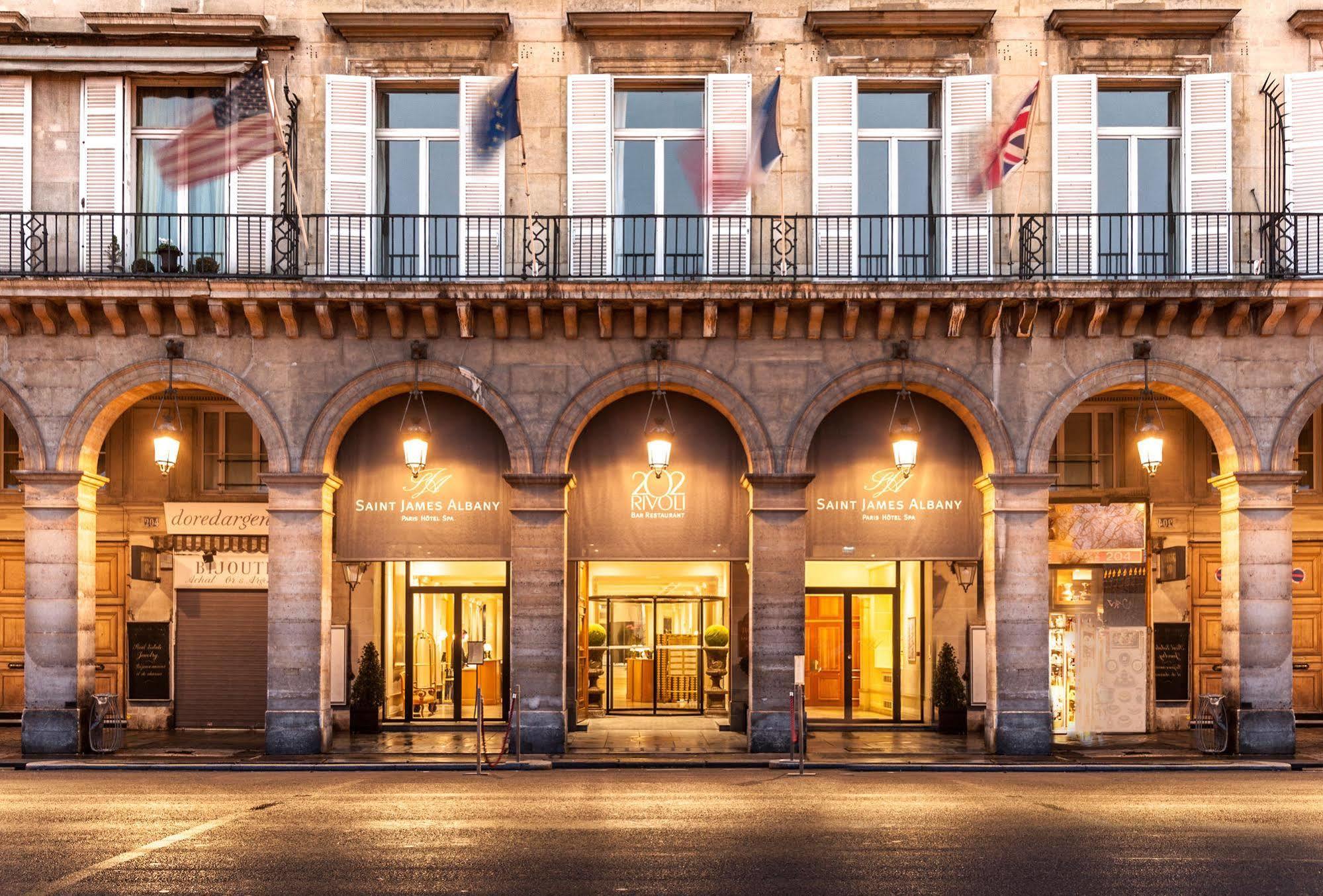 Les Saint James Albany * Paris
