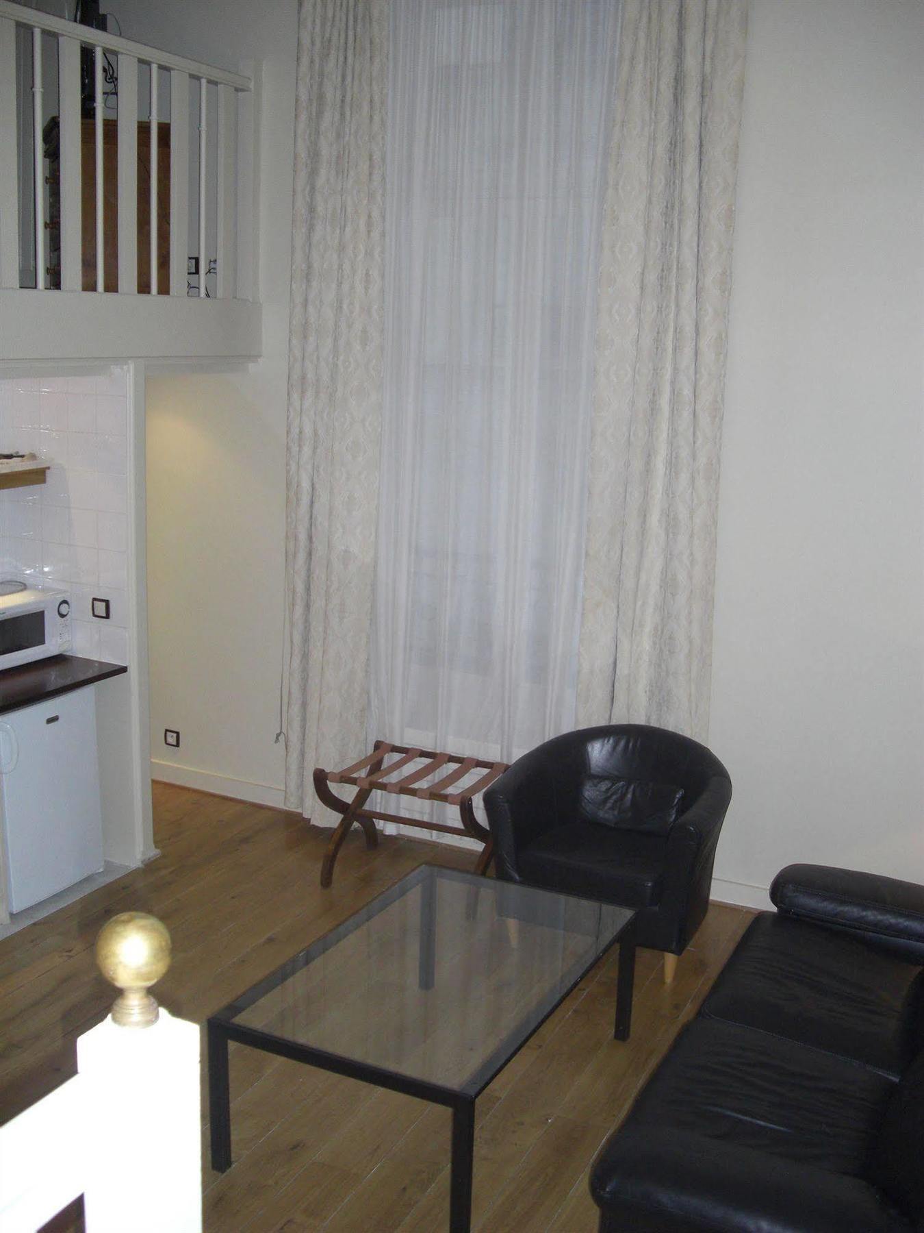 Apartment Les Saint James Albany Paris