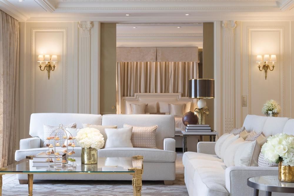 Four Seasons George V 5* Paris