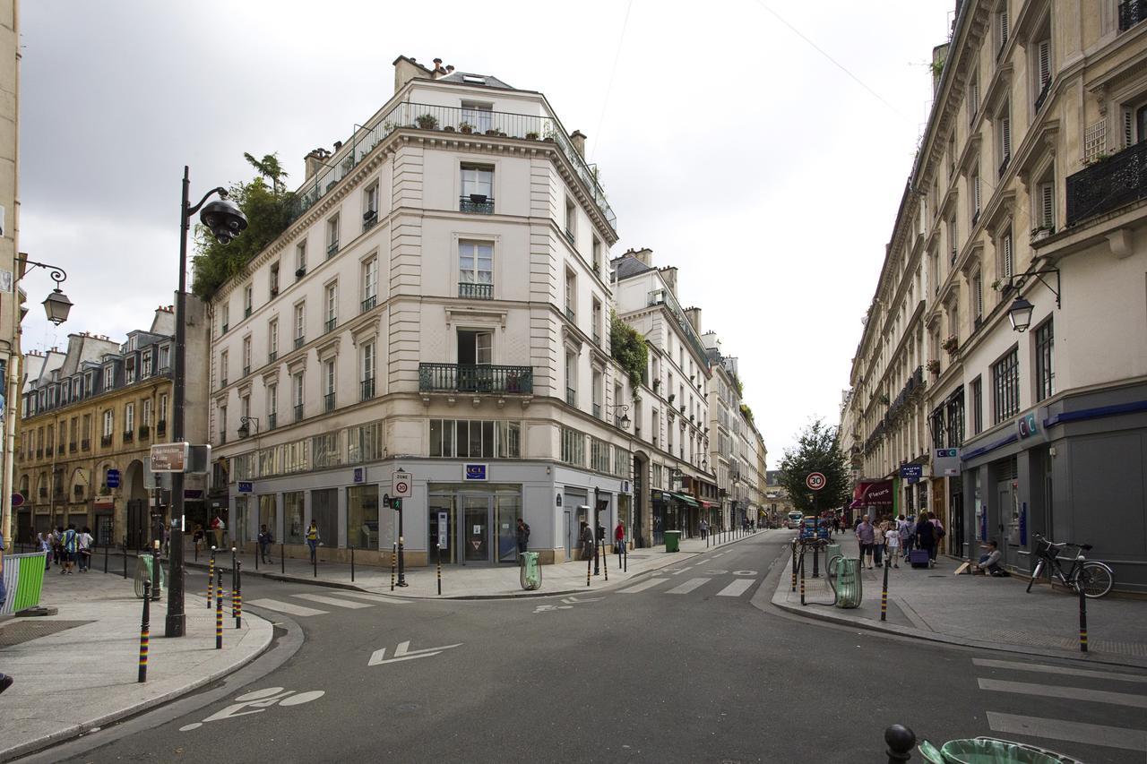 Apartment Rambuteau Paris