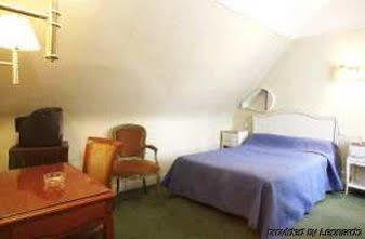 Mayflower 3* Paris