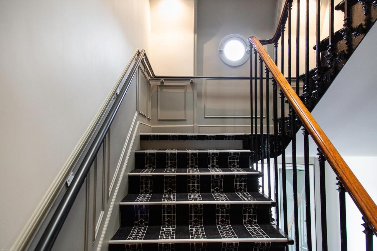 Hotel Lenox Montparnasse 3*