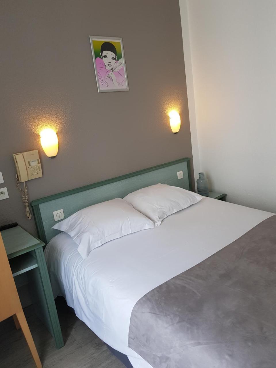 Hotel Le Saint-Hubert - Gare De Lyon Bastille Paris
