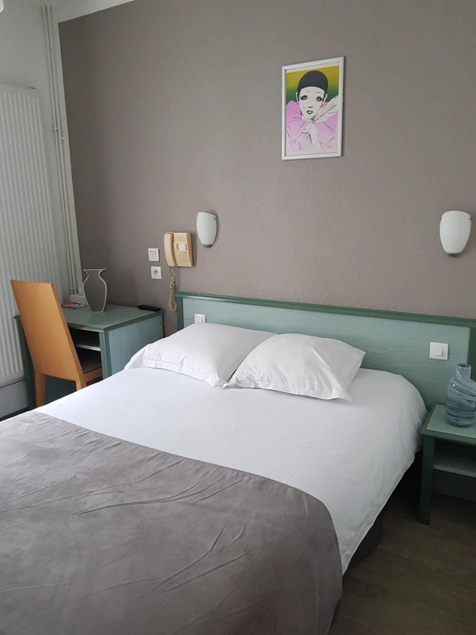 Hotel Le Saint-Hubert - Gare De Lyon Bastille 3* Paris