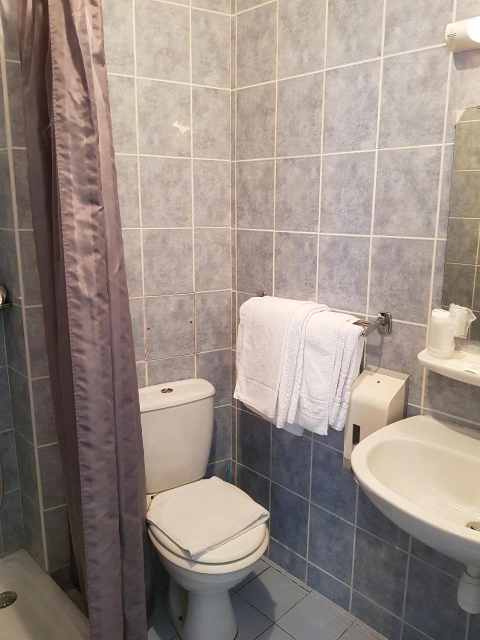 Hotel Hotel Le Saint-Hubert - Gare De Lyon Bastille Paris