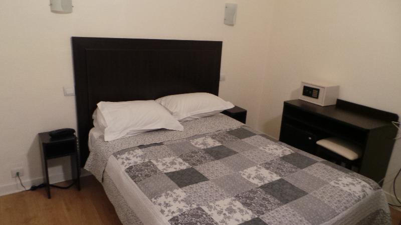 De Bordeaux Hotel 2*