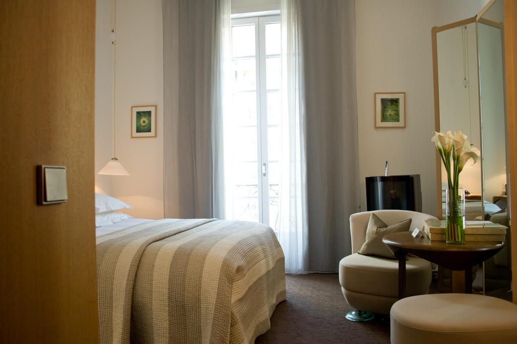Pershing Hall Paris
