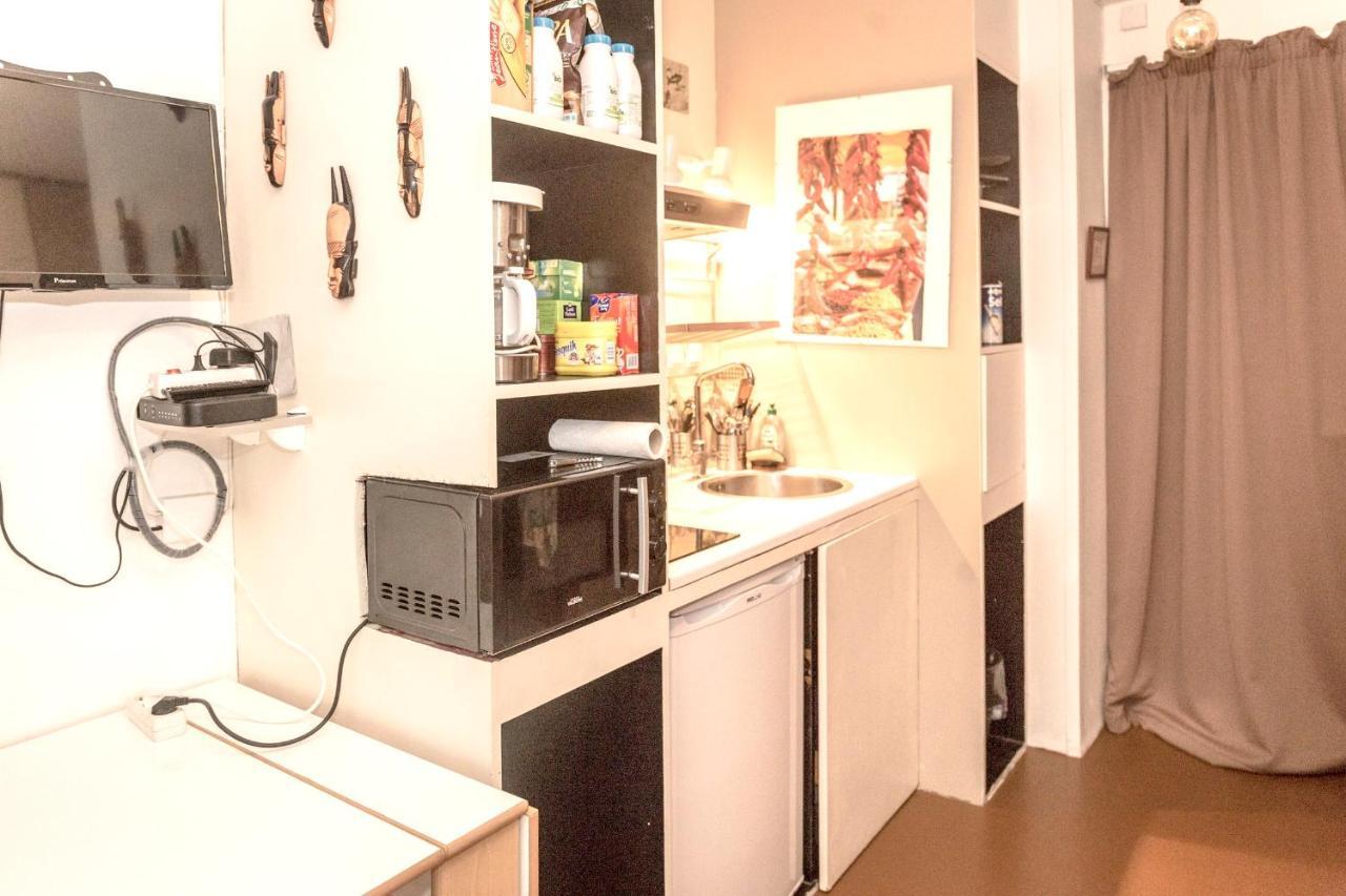 Rue Veron Apartment