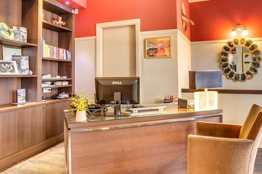 Crystal Hotel 3*