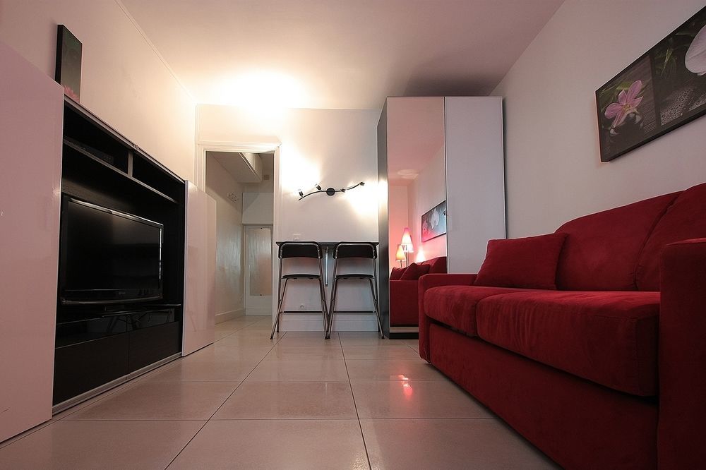 Apts Bridgestreet Champs Elysees Paris