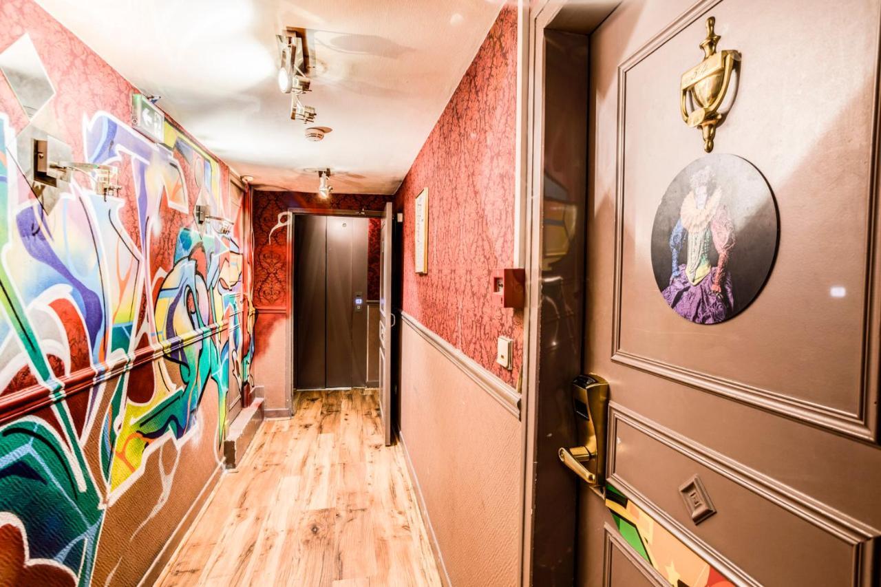 Hotel Absolute Republique Paris