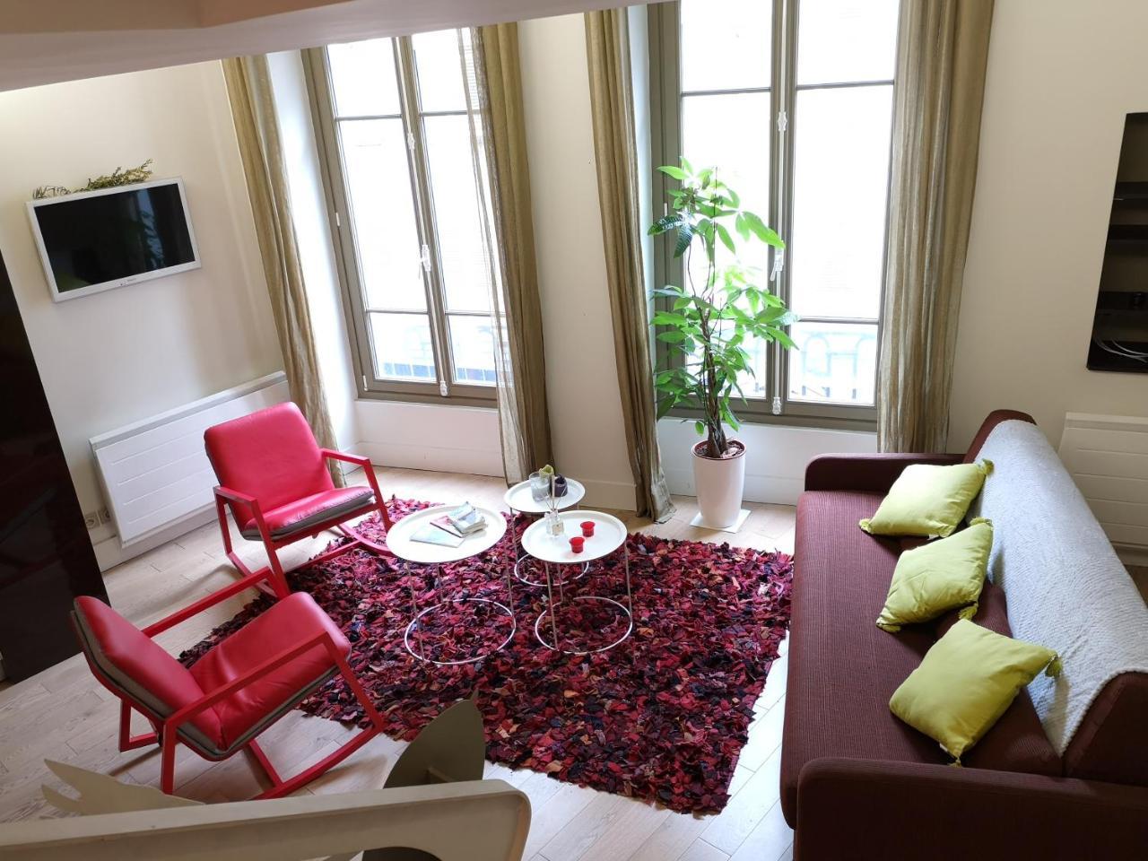 Beautiful Duplex In The Center Of