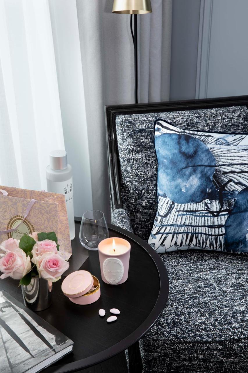 Hotel Le Damantin & Paris