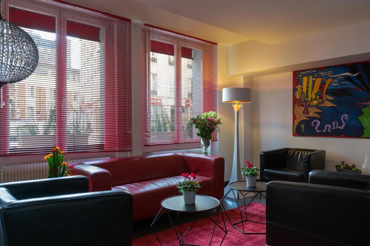Hotel The Originals City, Lecourbe, Tour Eiffel Paris