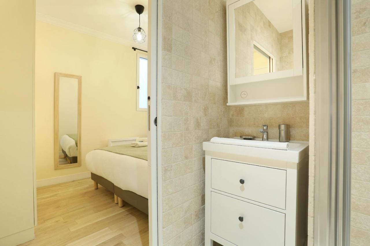 Grands Boulevards Apartment *