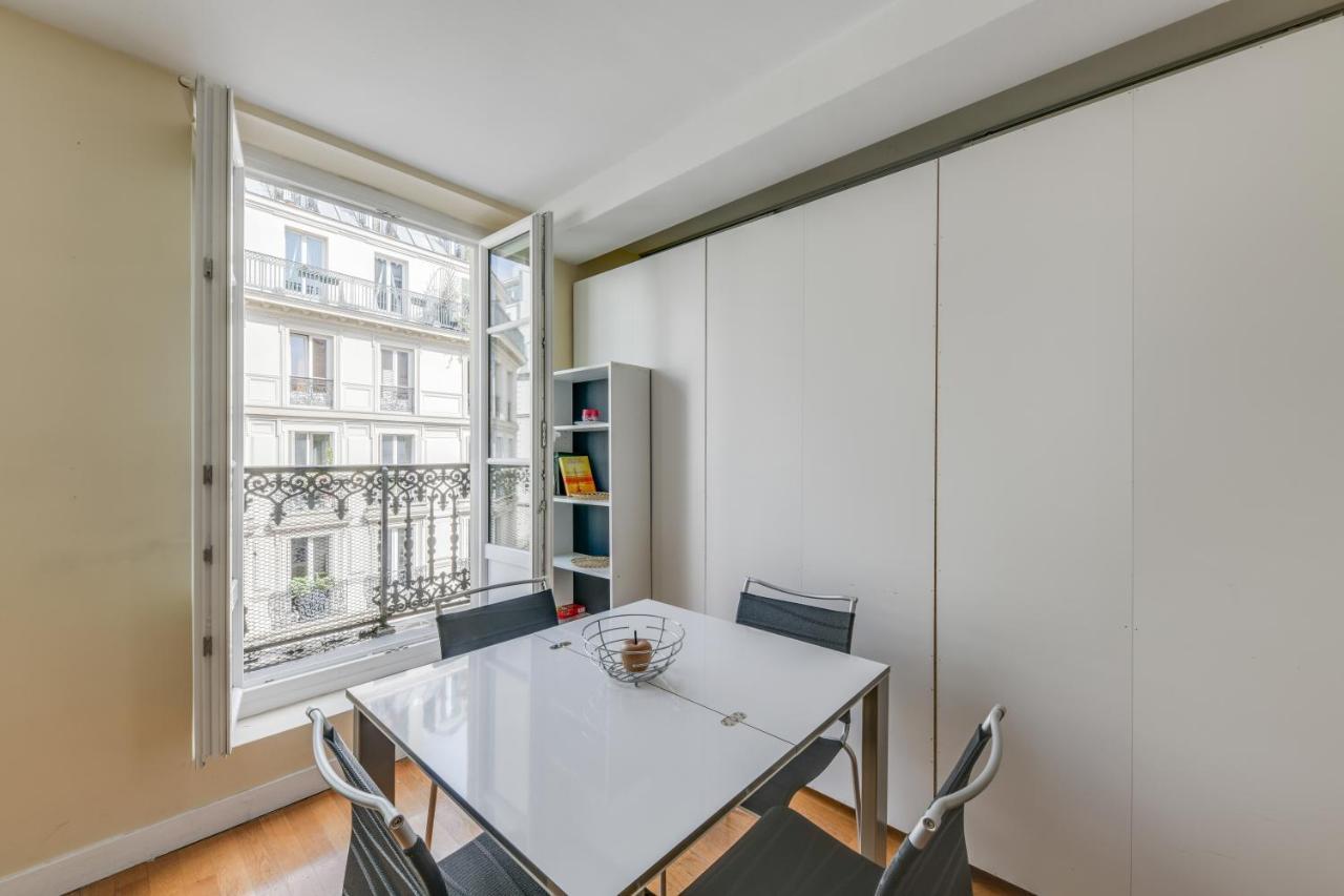 Id 308 Chatelet Rivoli Paris