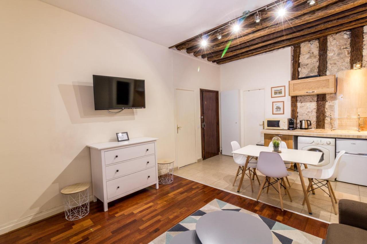 New Chic Flat : Le Marais - Place Des Vosges Apartment Paris