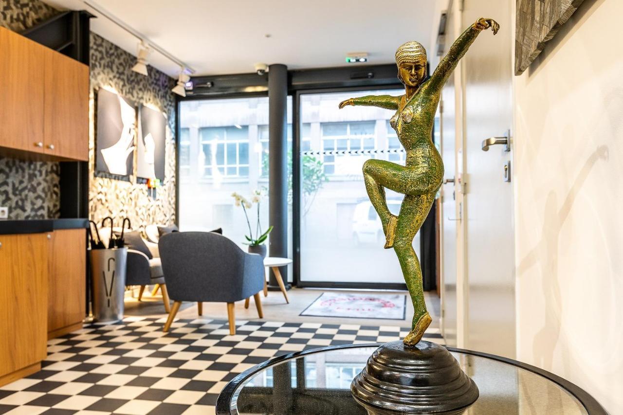 Hotel Eiffel Mademoiselle Paris