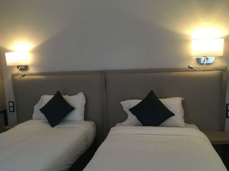 Courcelles Mederic Hotel 3*