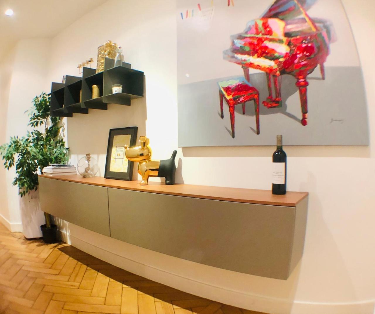 Apartment Montaigne - Champs Elysees Luxury&design / 110 M2 Paris