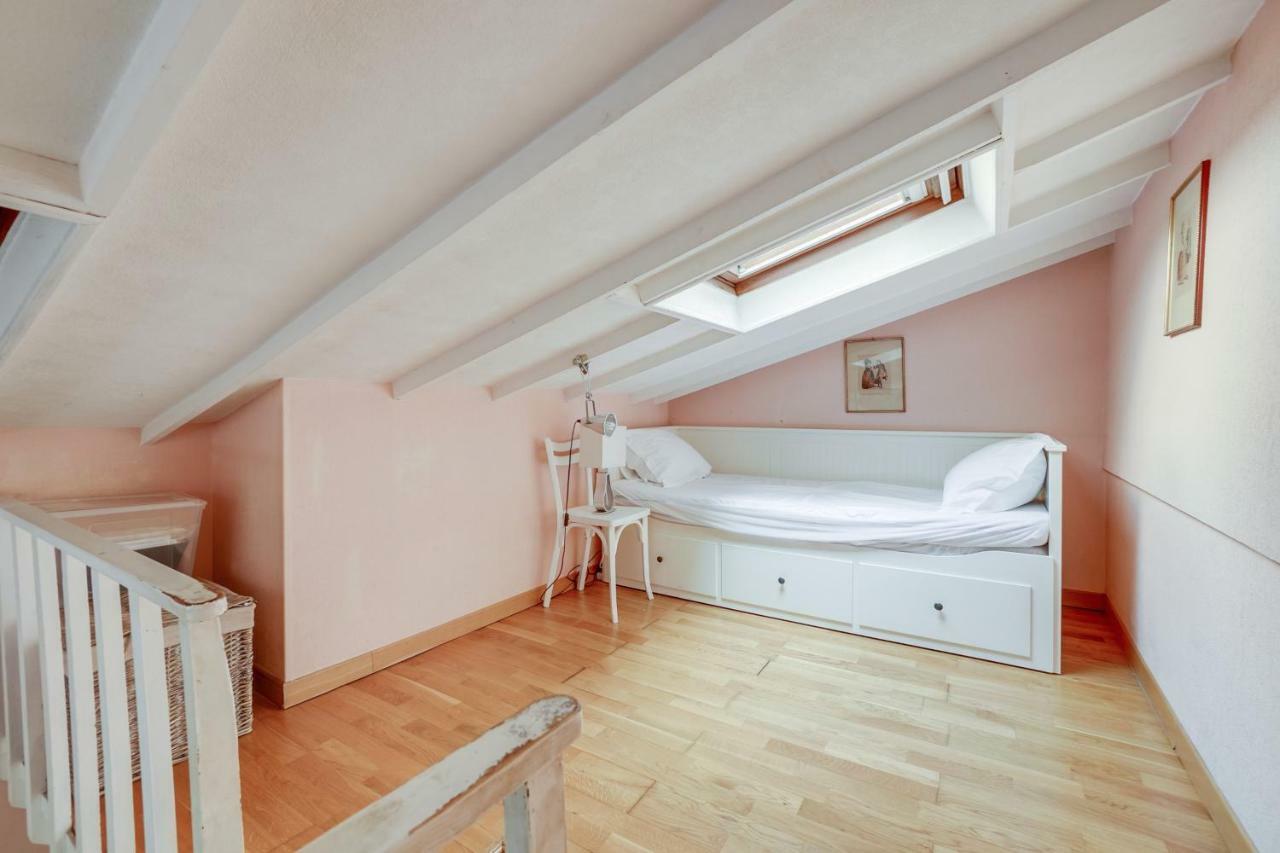 Id 216 Cosy Duplex Tour Eiffel Area Appartement