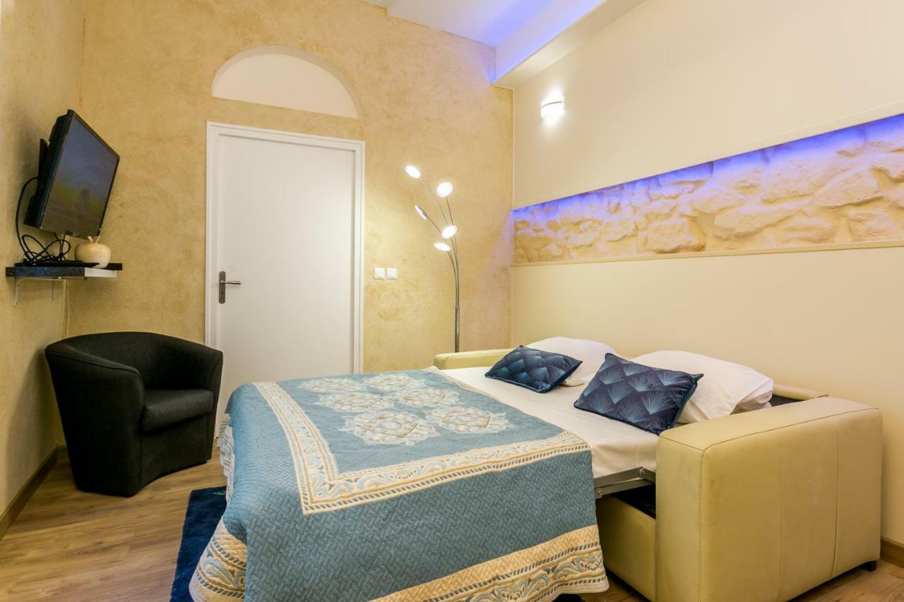 Marais Saint Paul Ecouffes With Ac Apartment *