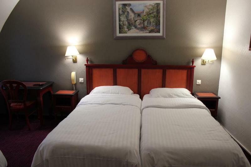 Metropol Hotel 3*