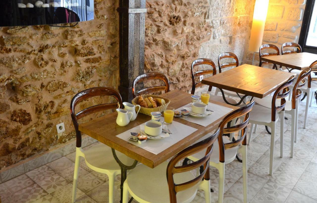 Sainte-marie Hotel *